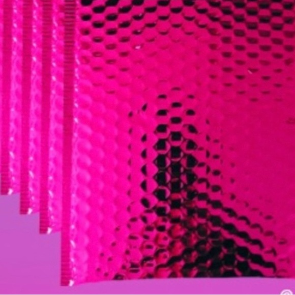 XL 10x16 Metallic Hot Pink Poly Bubble Mailers - Glamour Padded Envelopes - Picture 4 of 5